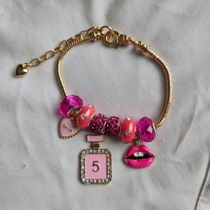 Charm bracelet